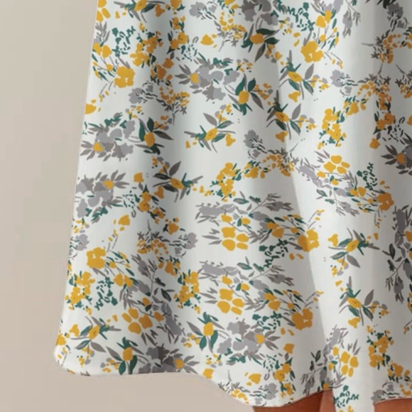 {Exlura} Floral Square Neck Puff Sleeve Dress - Picture 4 of 6